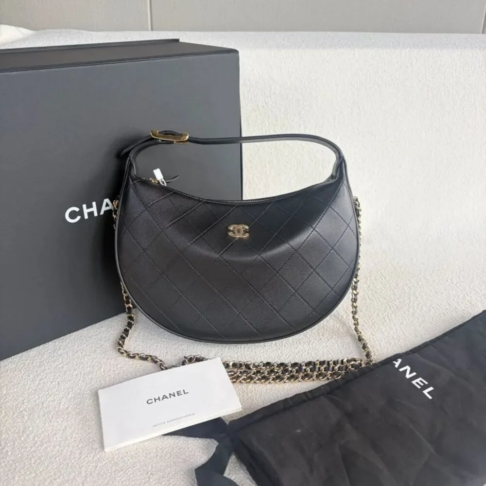 Chanel Women Pre-Loved Bag Brand New Condition